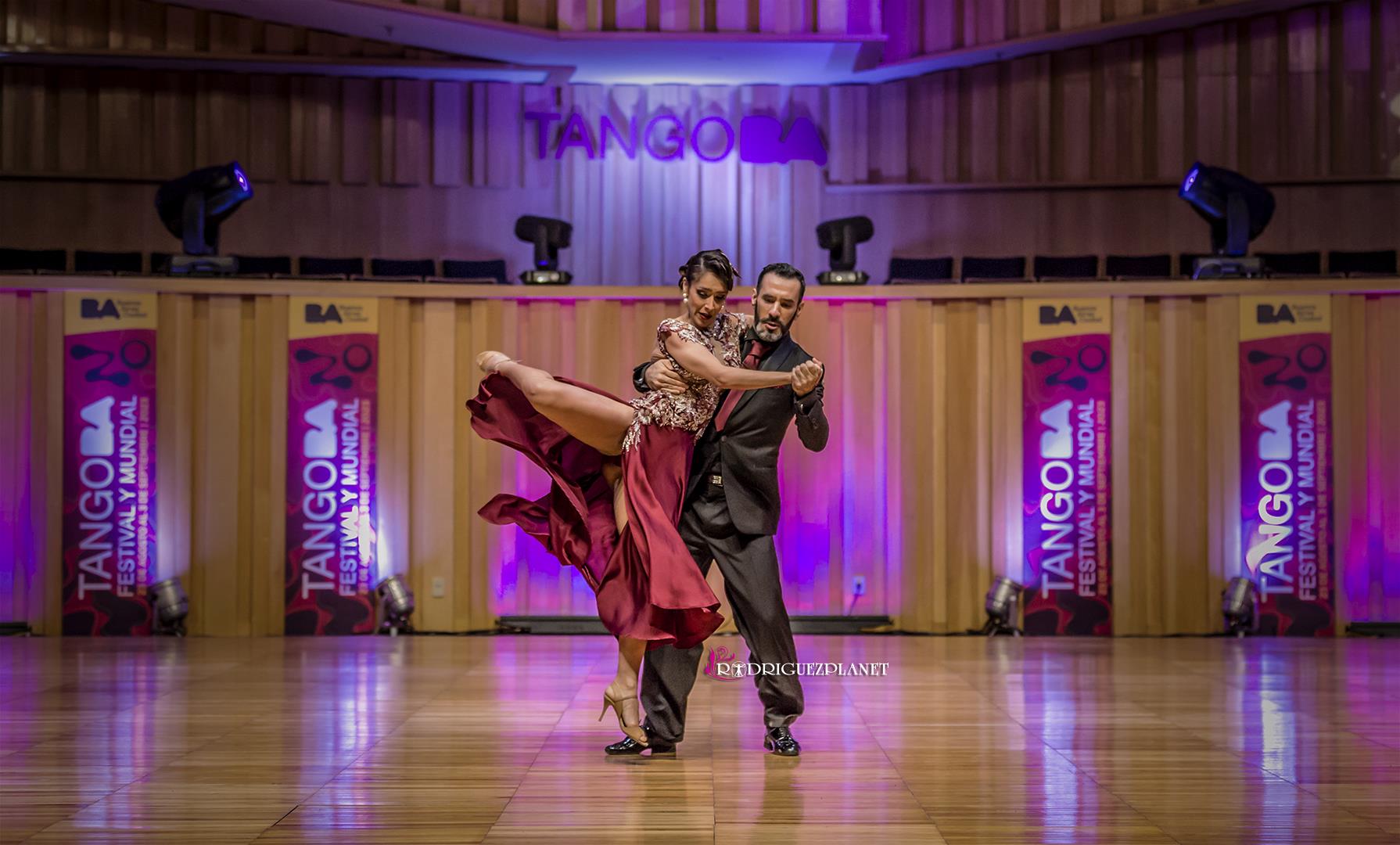 040 (TANGO)